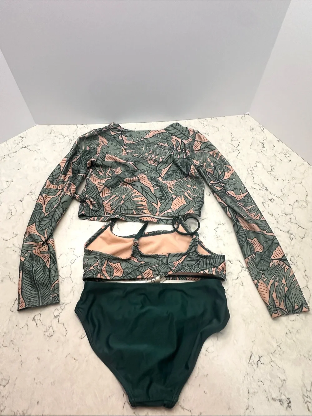 Art Class Girls Tropical 3-Piece Swimsuit Set Bikini And Rashguard Size M 7/8